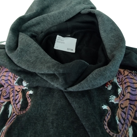 EPTM | Souvenir Tiger Hoodie Gray Stone Washed Hoodie | Size X-Small - Picture 4 of 6